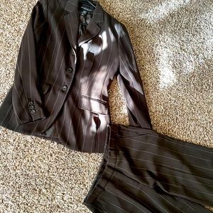 New York & Company women’s dress suite